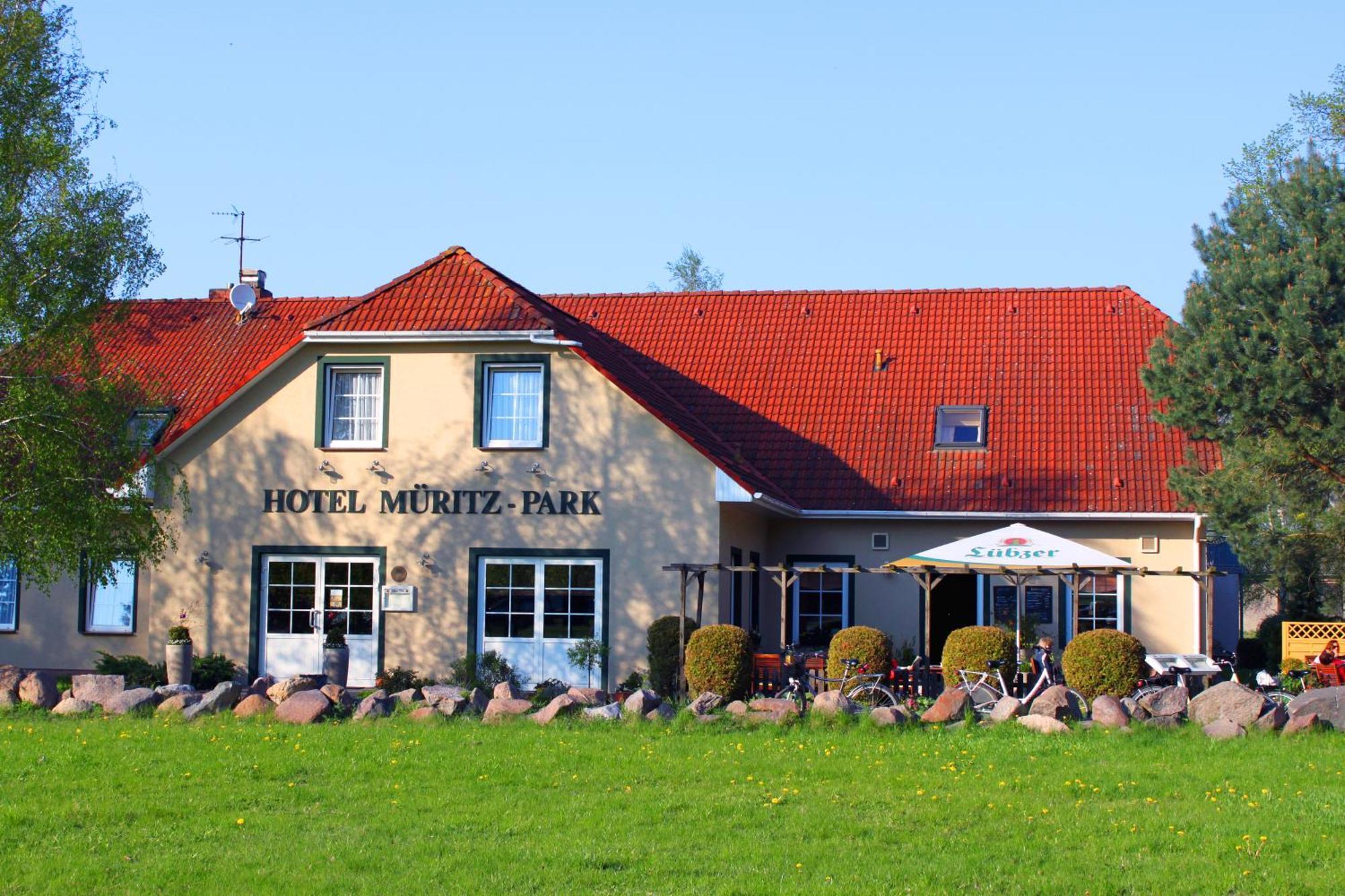 Hotel Müritz-Park Boek Exterior foto
